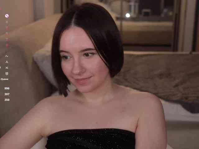 MissEssie webcam