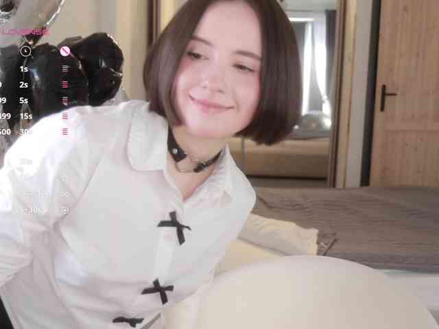 MissEssie webcam