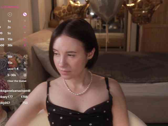 MissEssie webcam
