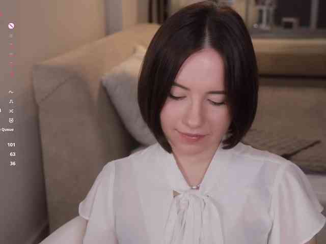 MissEssie webcam