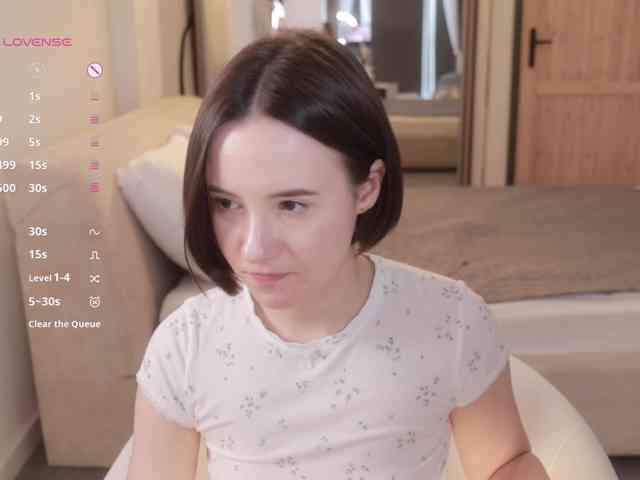 free adult chat now -FemaleEssence-