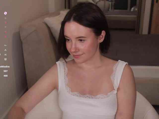 MissEssie webcam
