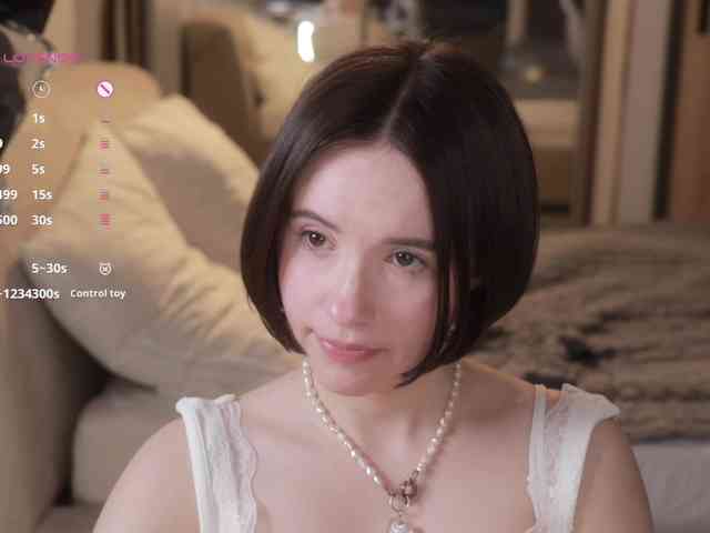 -FemaleEssence- Sex Cam Show