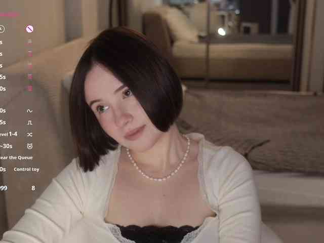 MissEssie webcam