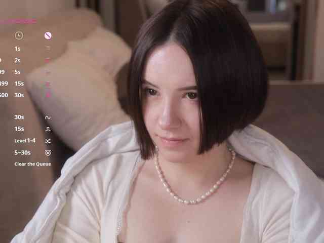 free adult chat now -FemaleEssence-