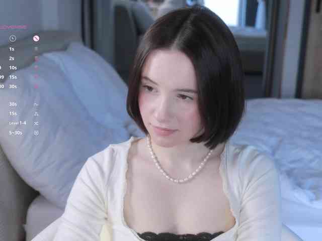 MissEssie webcam