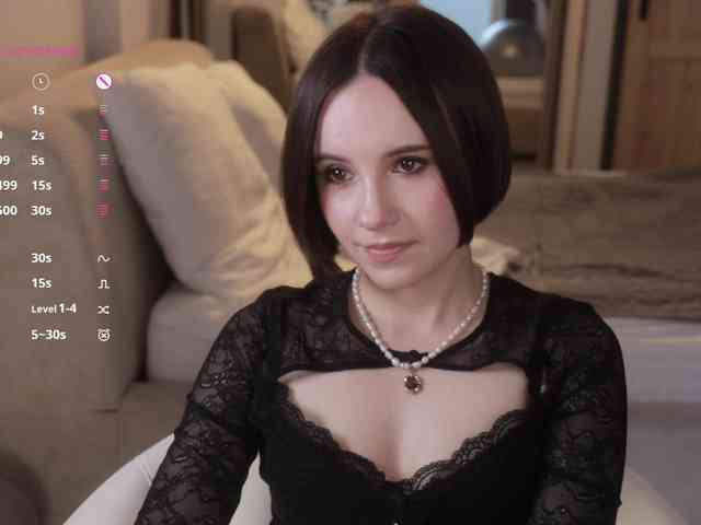 -FemaleEssence- Sex Cam Show