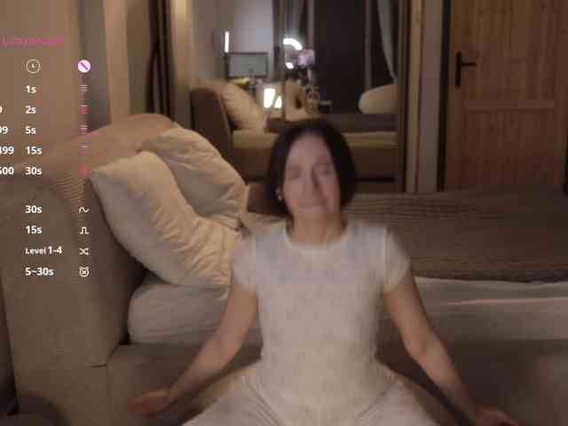 MissEssie webcam