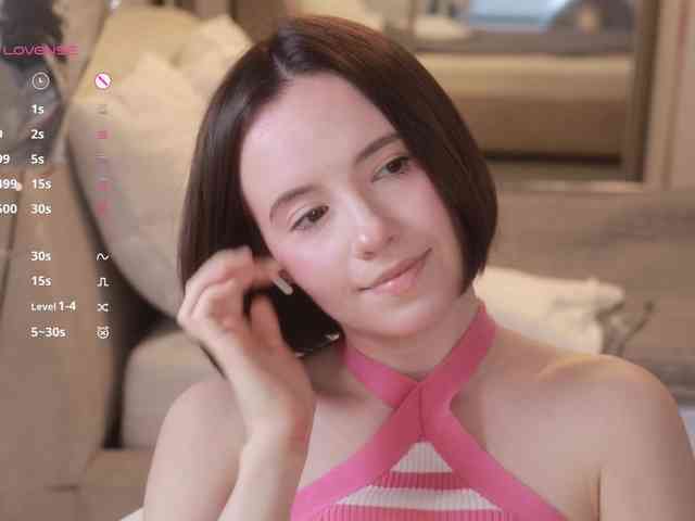 -FemaleEssence- Sex Cam Show