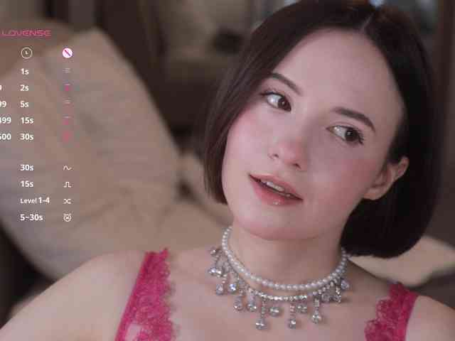 MissEssie webcam