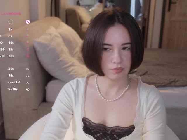 MissEssie webcam