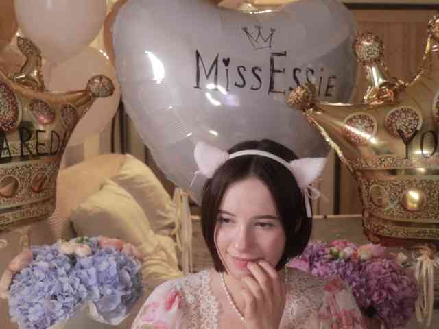 Model: MissEssie