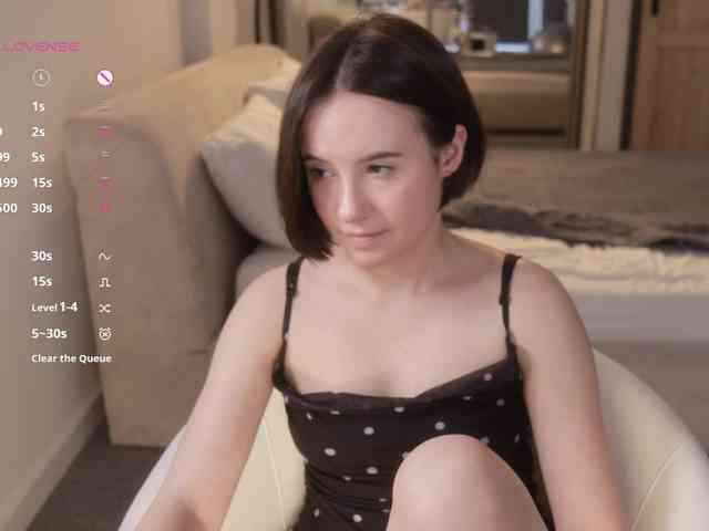 -FemaleEssence-
