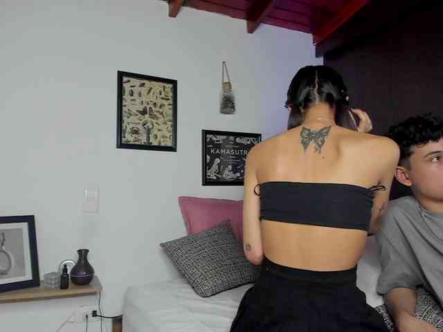 CharlotteMeCouple webcam