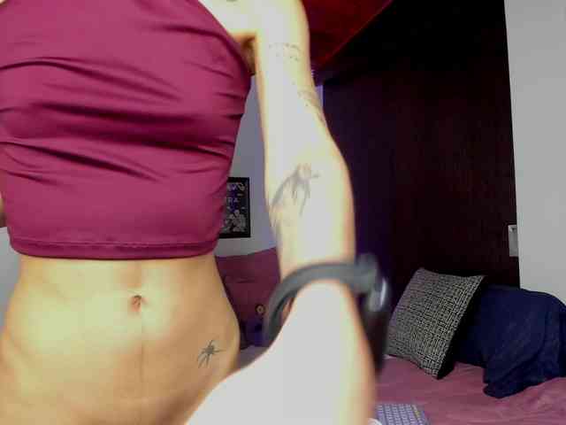 CharlotteMeCouple webcam