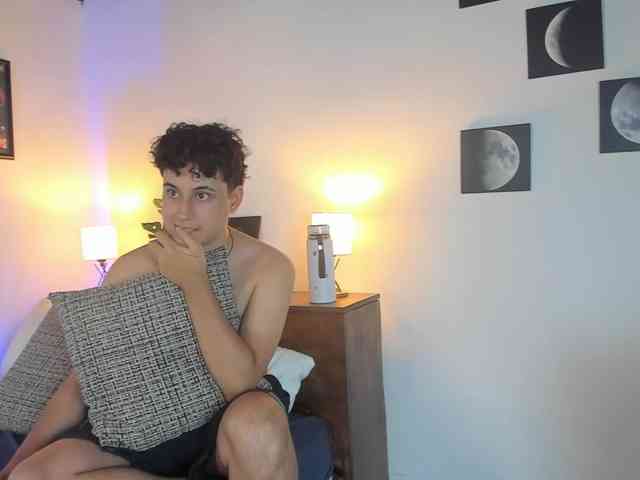 CharlotteMeCouple webcam