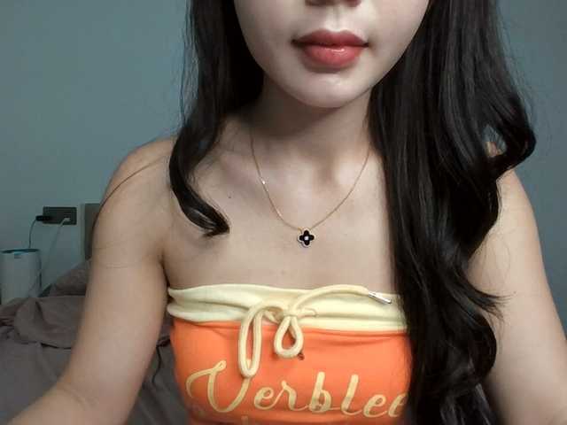 Rinta98 live cam on BongaCams