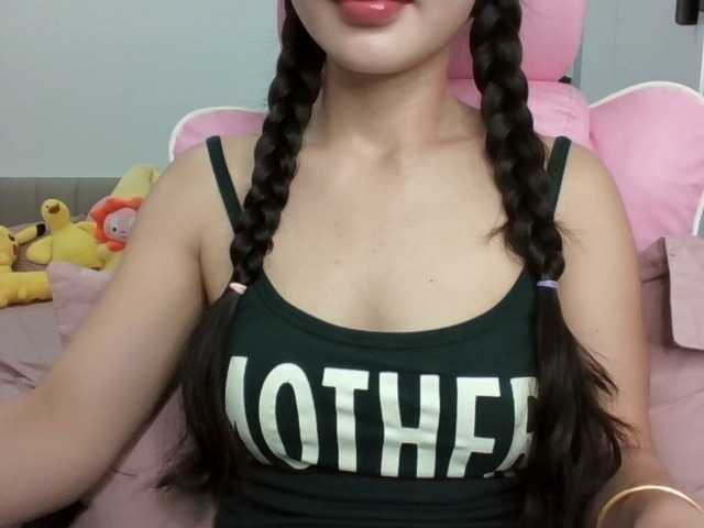 Rinta98 live cam on BongaCams
