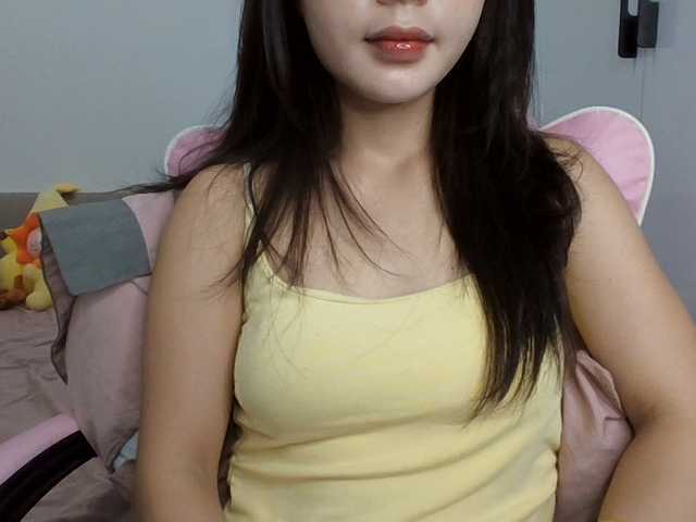 Rinta98 live cam on BongaCams