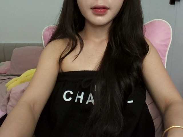 Rinta98 live cam on BongaCams