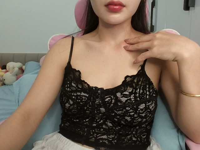 Rinta98 live cam on BongaCams
