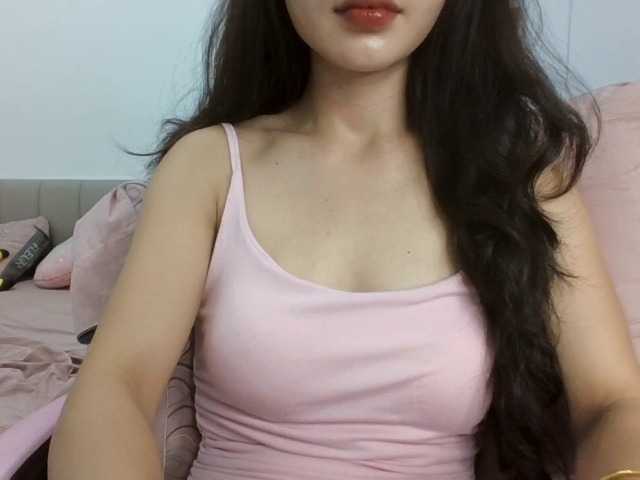 Rinta98 live cam on BongaCams