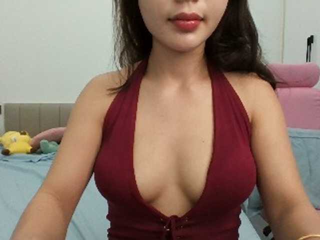 Rinta98 live cam on BongaCams