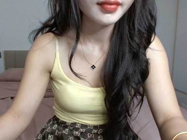 Rinta98 live cam on BongaCams