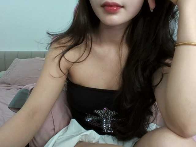 Rinta98 live cam on BongaCams
