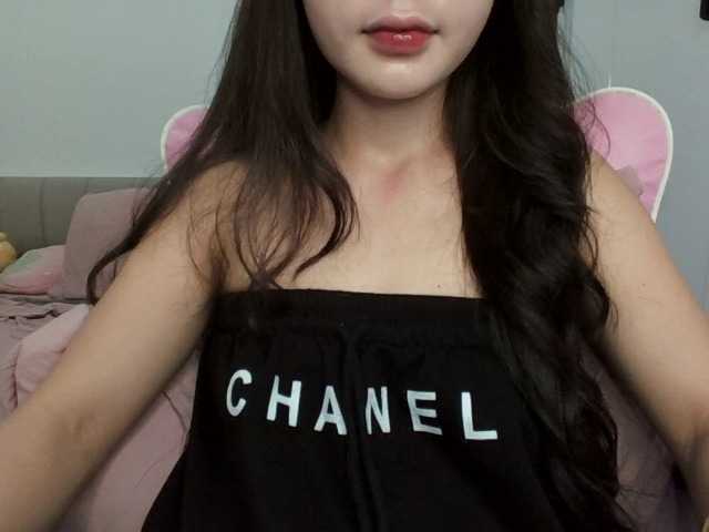 Rinta98 live cam on BongaCams