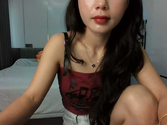 Rinta98 live cam on BongaCams