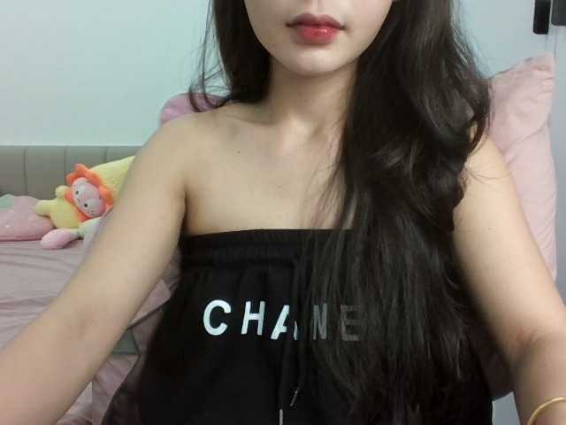 Rinta98 live cam on BongaCams