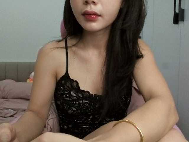 Rinta98 live cam on BongaCams