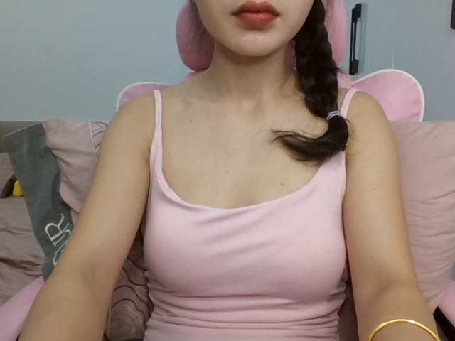 Rinta98 live cam on BongaCams