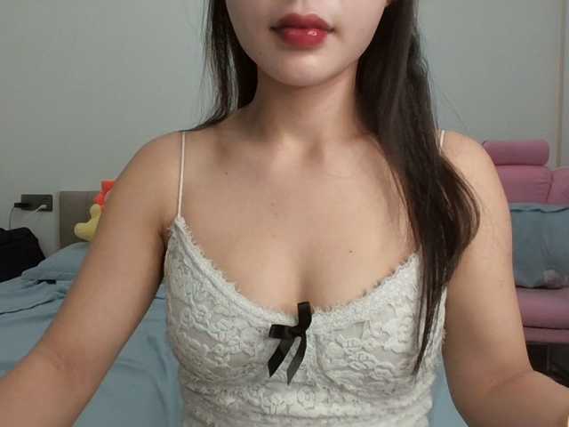 Rinta98 live cam on BongaCams