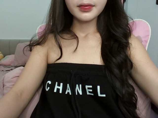 Rinta98 live cam on BongaCams