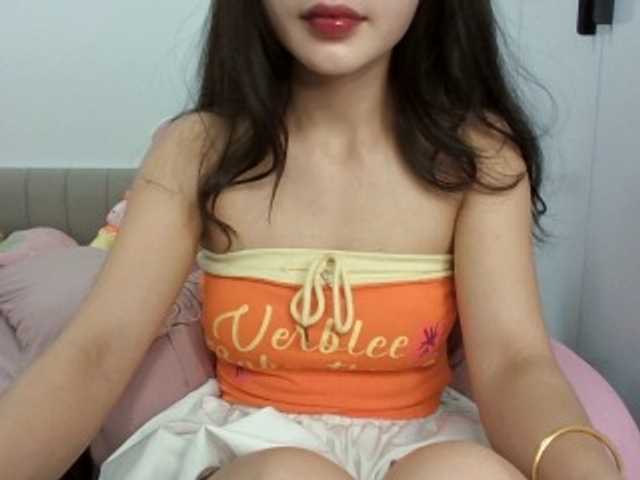 Rinta98 live cam on BongaCams