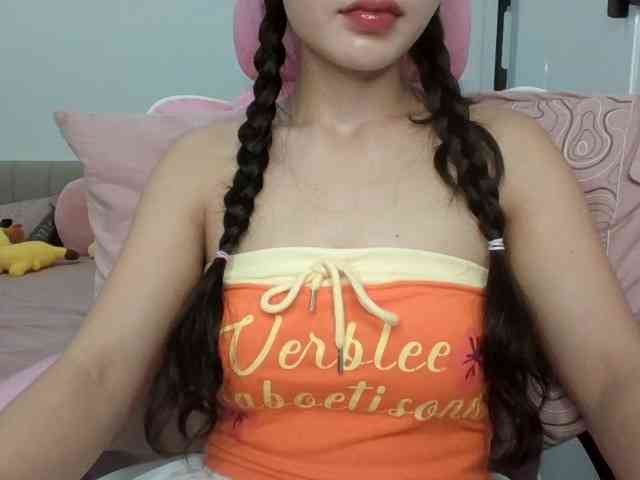 Bella98 webcam