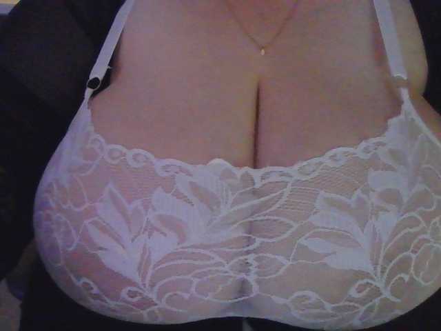 Natalya81 live cam on BongaCams