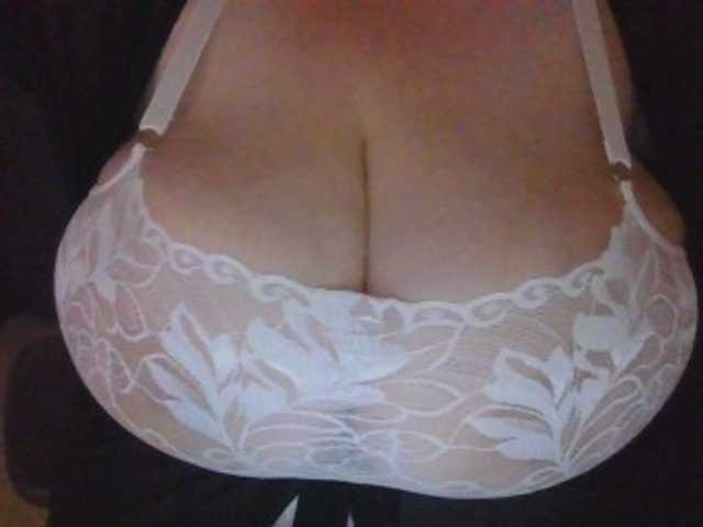Ne_Besi_Mamuly live cam preview