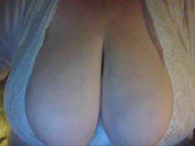 Zlaya_Mama_zlaya webcam