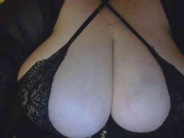 Zlaya_Mamulka_Suka webcam