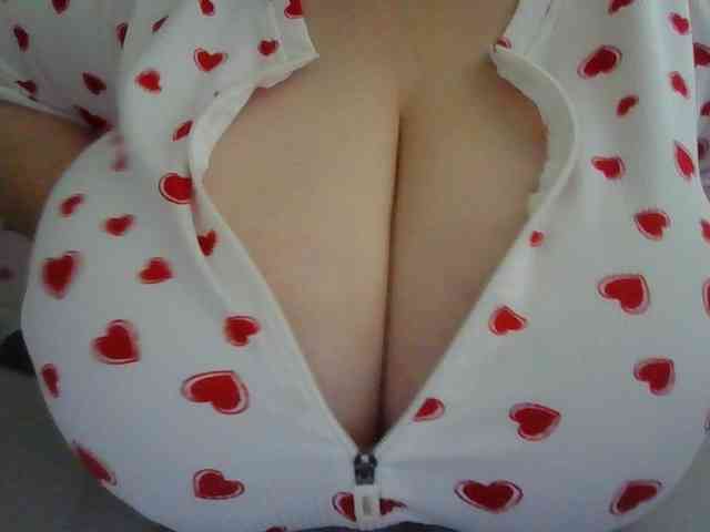Zlaya_Mamochka_suka webcam