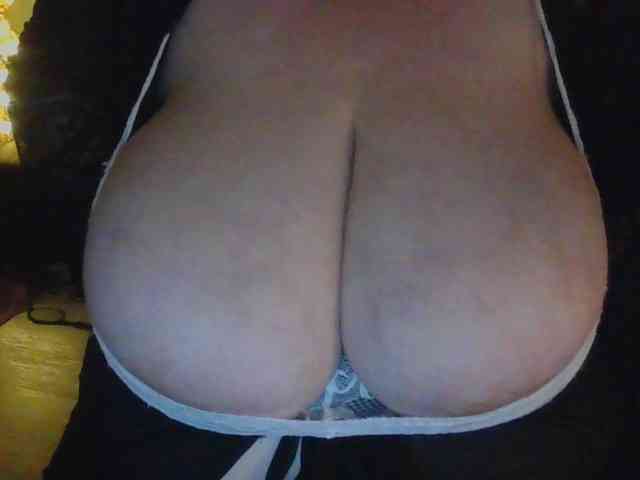 Zlaya_Mama5 webcam