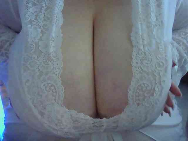 Zlaya_Mama_zlaya webcam