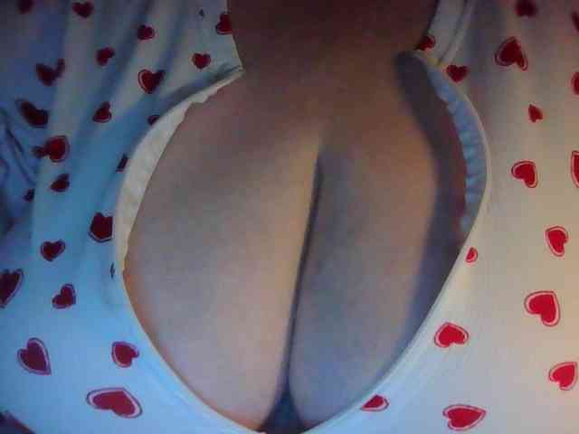Zlaya_Mamochka_suka webcam