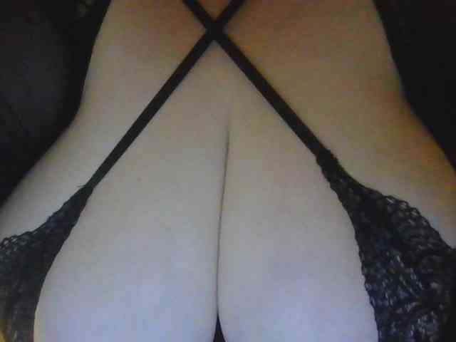 Zlaya_Mamochka_suka webcam
