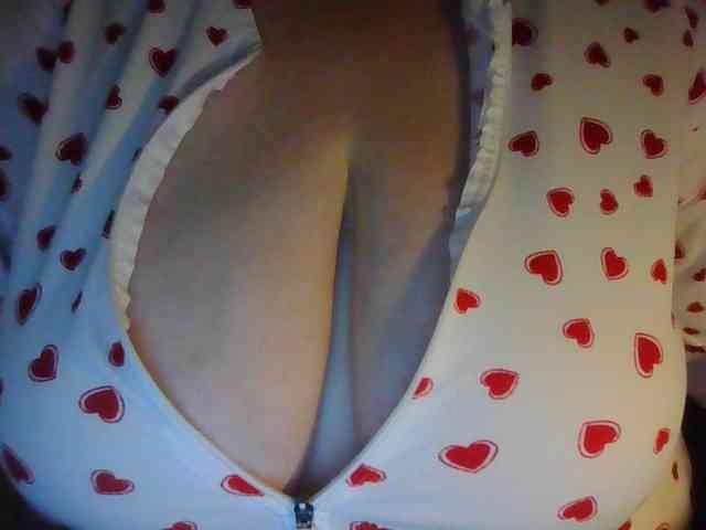 Zlaya_Mamochka_suka webcam