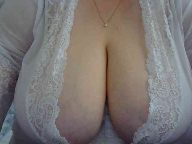 Zlaya_Mama_zlaya webcam