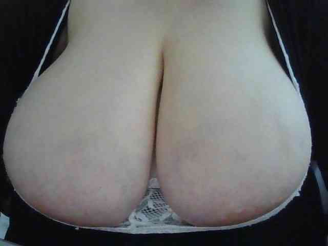 Zlaya_Mama_zlaya webcam